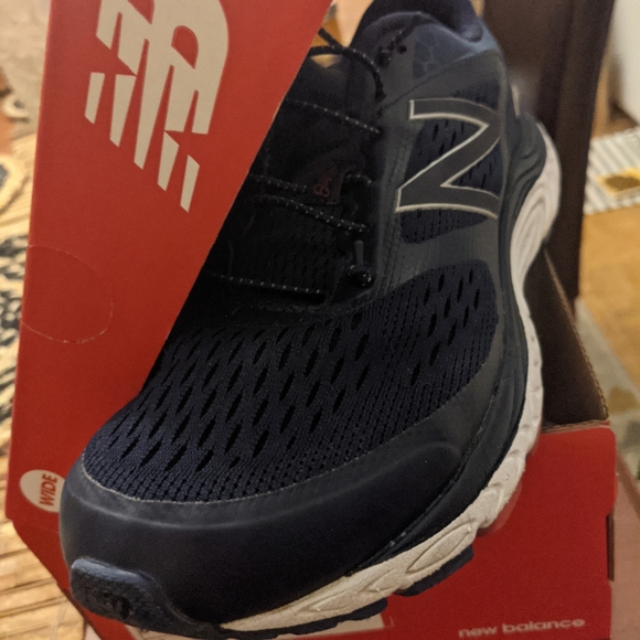 New Balance 840 Running Shoe - Picture 6 of 10